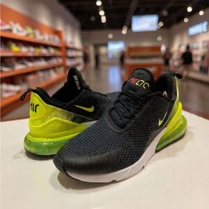 Nike Air Max 270 Black Volt Men’s Size 11 Running Sneakers Athletic Shoes